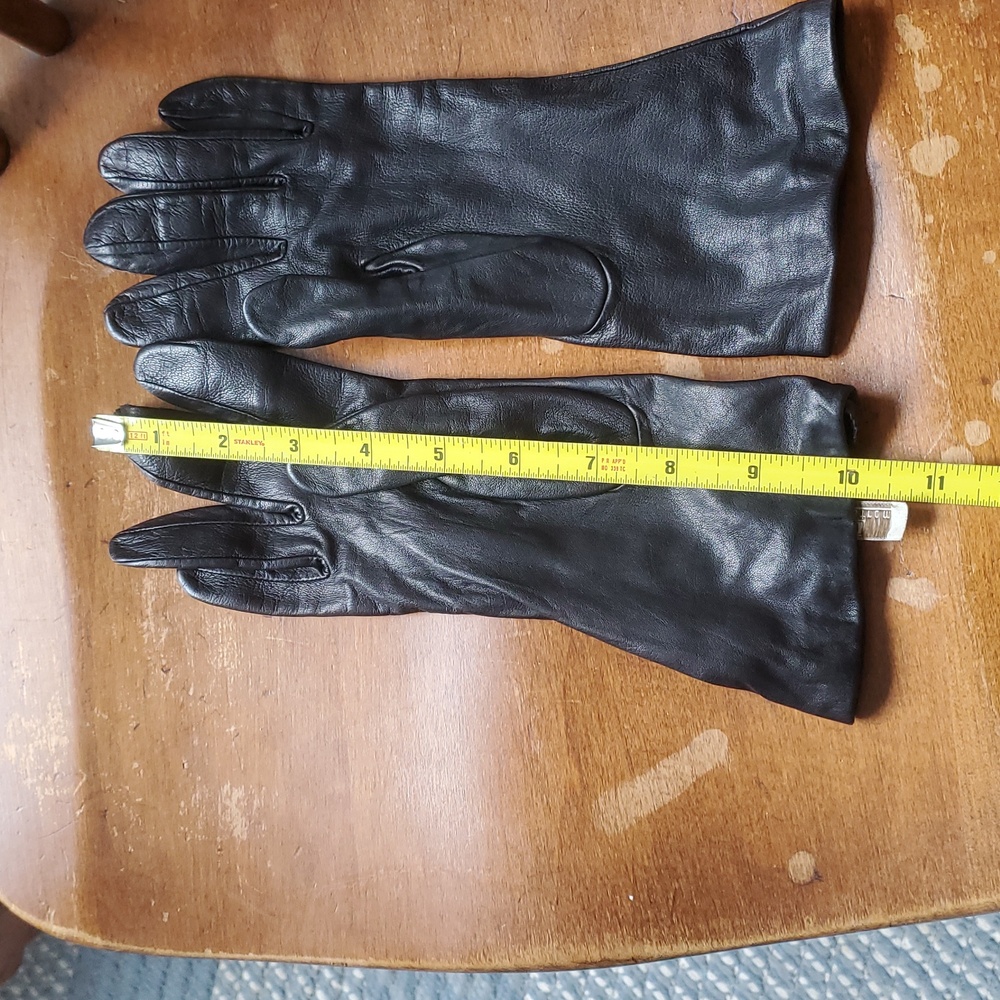 Vintage Black Nordstrom Leather Gloves - Picture 7 of 9